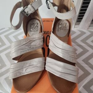 Miz Mooz Women's Cream Sandals